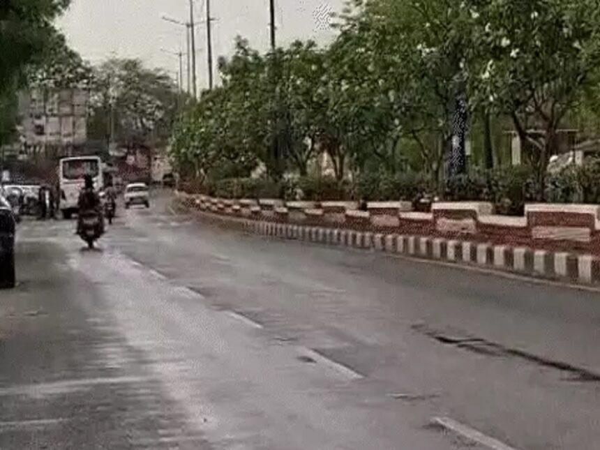 राष्ट्रीय मौसम पूर्वानुमान: झारखंड में बिजली गिरने से आठ लोगों की मौत, राजस्थान के लिए आज जारी हुआ ये अलर्ट