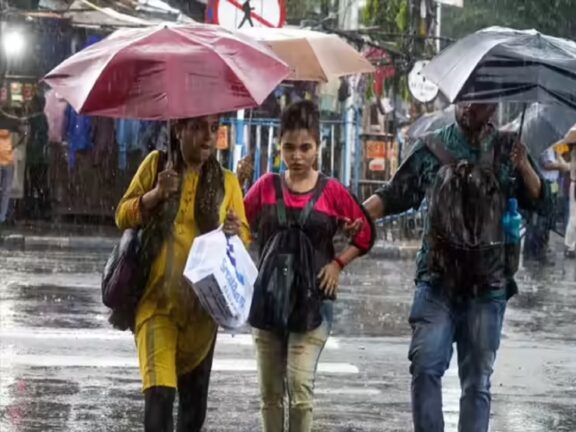 राष्ट्रीय मौसम पूर्वानुमान: देश के 13 राज्यों के लिए भारी बारिश का अलर्ट, राजस्थान के इन जिलों के लिए चेतावनी जारी