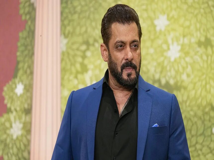 सलमान खान: बॉलीवुड एक्टर सलमान नए घर में शिफ्ट होंगे, समुद्र किनारे 6 मंजिला घर बन रहा है।