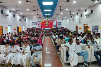 साहिबगंज में प्रतिभा का महाकुंभ: अवेयर मीडिया न्यूज़ ने 400 से अधिक मेधावियों को नवाजा