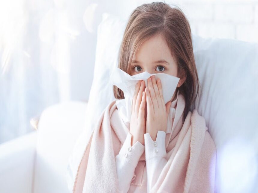 हेल्थ टिप्स: बारिश के मौसम में बच्चों को न दें ये चीजें, पड़ने लगेंगे बीमार