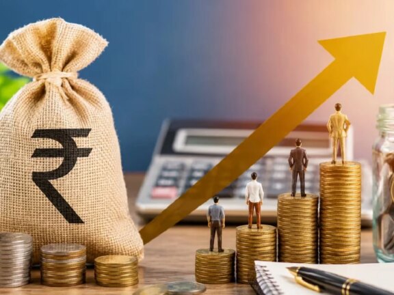 8वां वेतन आयोग: कर्मचारियों की सैलरी में होगा भारी इजाफा, अन्य भत्ते भी बढ़ेंगे!
