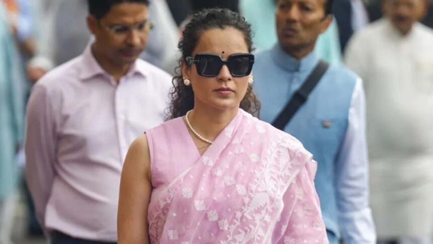 CJP विवाद के बीच Kangana Ranaut का 10 सेकंड का वीडियो वायरल: क्या BJP सांसद ने कैमरे के सामने की 'भद्दी हरकत'?