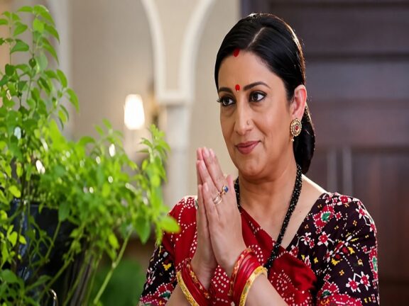 आज से 10 साल के लीप के साथ 'क्योंकि सास भी कभी बहू थी' का नया चैप्टर देखें।