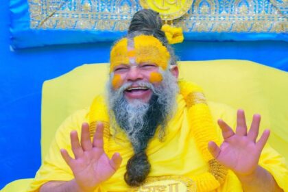 आपकी पत्नी आपसे हमेशा खुश रहेगी, प्रेमानंद जी महाराज ने बताया है ये अद्भुत उपाय।
