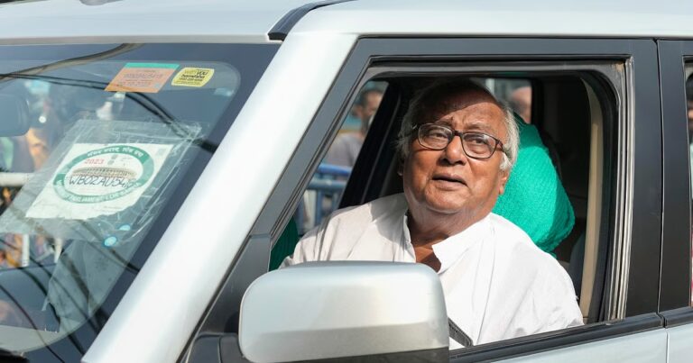 "इतिहास और शिक्षा" पर राहुल-प्रियांक के प्रहार को मिला TMC का साथ: BJP की नीतियों के खिलाफ विपक्ष की बड़ी घेराबंदी