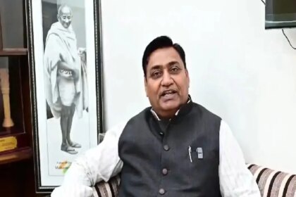 इसे लेकर अब डोटासरा ने भजनलाल सरकार पर निशाना साधा है, कहा- पिपलौदी के बच्चे आज भी किसान हैं...