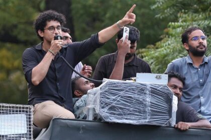 छात्रों से गारंटी और SC में चुप्पी: आखिर सरकार क्या छिपा रही है? सीजेपी ने जताई प्रदर्शनकारियों के उत्पीड़न की आशंका।