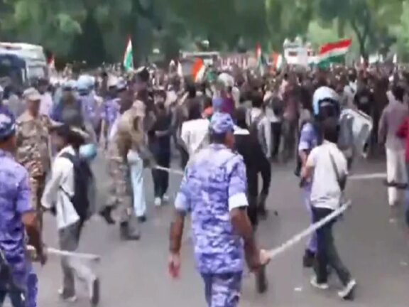 जनता पार्टी के प्रदर्शनकारियों पर कॉकरोच लाठीचार्ज, सोनम वांगचुक ने सरकार के सामने रखीं ये तीन शर्तें