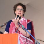 "जर्सी का रंग बदलने से देश की रूह नहीं बदलती", हॉकी के बहाने प्रियंका गांधी का BJP-RSS पर तीखा प्रहार।