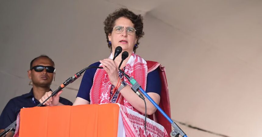"जर्सी का रंग बदलने से देश की रूह नहीं बदलती", हॉकी के बहाने प्रियंका गांधी का BJP-RSS पर तीखा प्रहार।