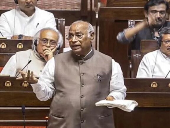 मल्लिकार्जुन खड़गे ने राज्यसभा में मनुस्मृति को लेकर कही ये बात, सदन में मच गया हंगामा
