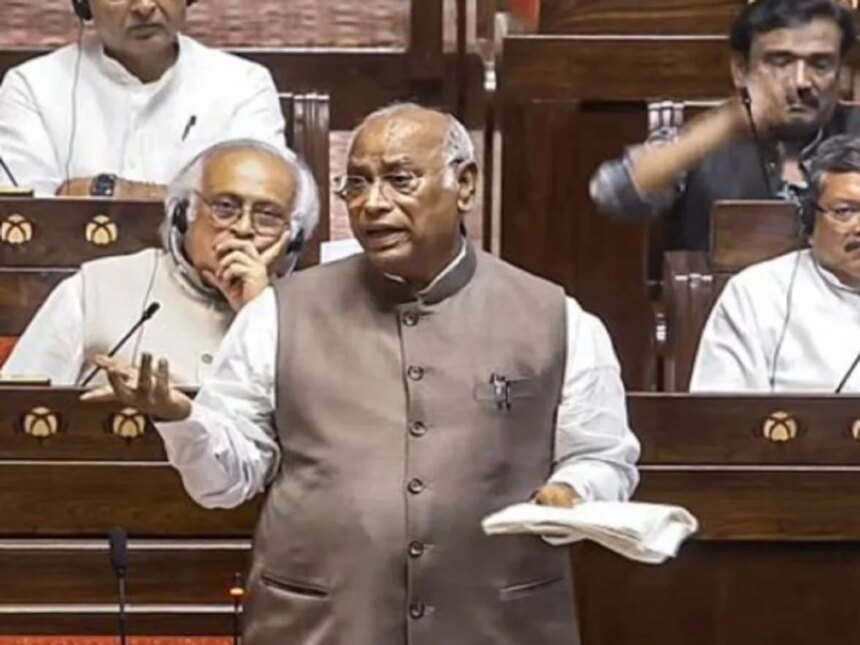 मल्लिकार्जुन खड़गे ने राज्यसभा में मनुस्मृति को लेकर कही ये बात, सदन में मच गया हंगामा