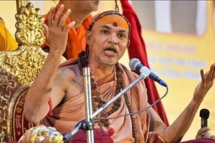 "राम मंदिर चोरी एक सुनियोजित साजिश, ट्रस्ट में भरे गए सरकार के चहेते": अविमुक्तेश्वरानंद का तीखा हमला