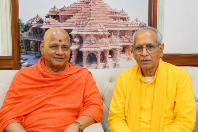 राम मंदिर ट्रस्ट में बड़ा उलटफेर: चंपत राय का इस्तीफा मंजूर, गोपाल राव को रोकने से बढ़ी हलचल!