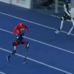 उसेन बोल्ट की रफ्तार भी पड़ी फीकी: बीजिंग में रोबोट ने रचा नया वर्ल्ड रिकॉर्ड!