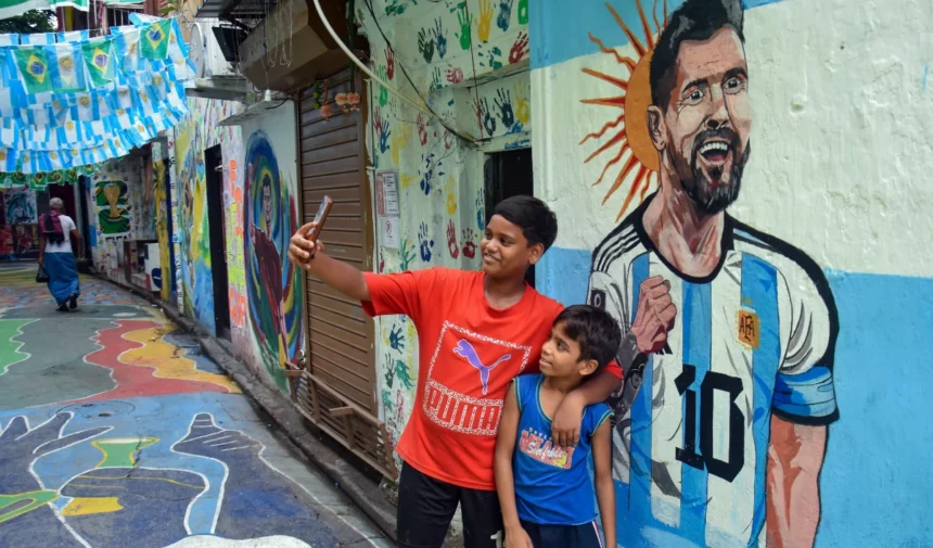 '4 बमों से उड़ा देंगे मेसी को!' - फुटबॉल दिग्गज के खिलाफ रची गई उस खौफनाक साजिश का सनसनीखेज खुलासा जिसने दुनिया को दहला दिया।