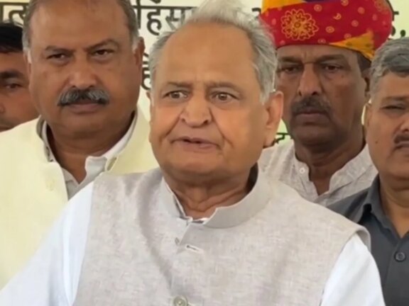 Gen-Z को टिकट वितरण को लेकर गहलोत ने दिया बड़ा बयान.| सिटी न्यूज़ इन हिंदी जनरल-जी को टिकट वितरण को लेकर गहलोत ने दिया बड़ा बयान, कहा