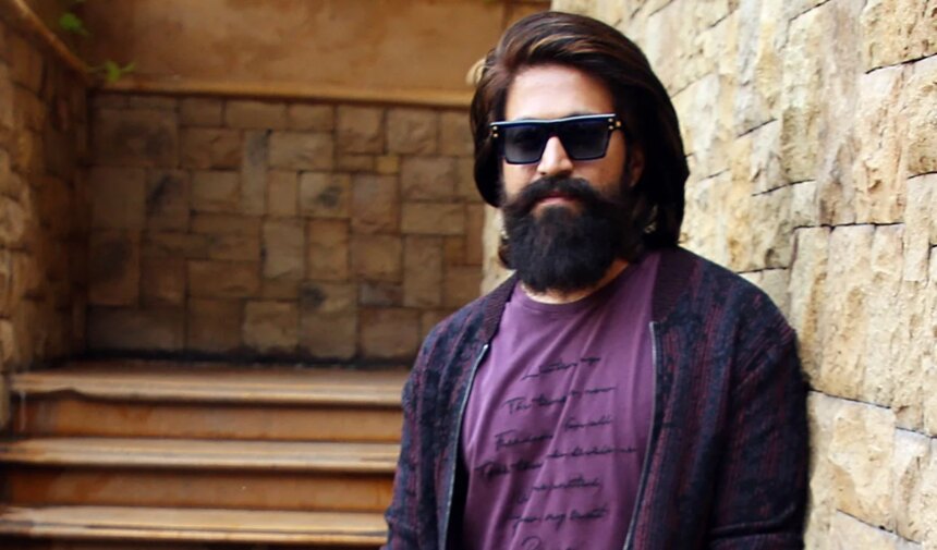 Yash की 'Toxic' का बॉक्स ऑफिस पर कोहराम: 20 करोड़ की रिकॉर्डतोड़ एडवांस बुकिंग के साथ मचाया तहलका!
