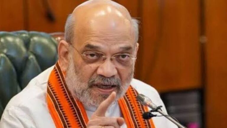 अमित शाह ने विपक्ष को दी खुली चुनौती, बोले 24 घंटे चर्चा को तैयार हूं, जनता तय करे कौन संसद से भाग रहा