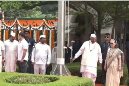 वंदे मातरम् विवाद: सोनिया गांधी पर हमलावर बीजेपी, कुमारस्वामी के बयान से बढ़ी सियासी गर्मी