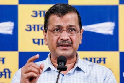 अमेरिका के टैरिफ बिल पर गरमाई सियासत, केजरीवाल ने PM मोदी पर साधा निशाना