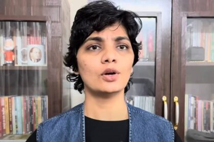 नेहा सिंह राठौर के खिलाफ छत्तीसगढ़ में एक और FIR, बोलीं- ‘सवाल करो तो FIR कर दो’