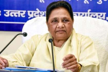 हिजाब विवाद पर मायावती की बड़ी अपील, स्कूल और प्रशासन से स्थानीय स्तर पर समाधान निकालने को कहा
