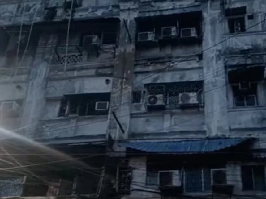 कोलकाता: पांच मंजिला इमारत में लगी आग, नौ की मौत, 6 घायल