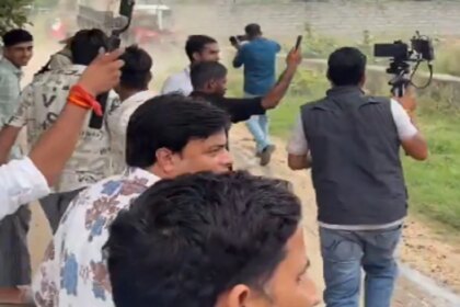 जयपुर: स्कूल का दौरा करने पहुंचे सीजेपी प्रवक्ता आशुतोष रांका ने साथियों को खदेड़ा.