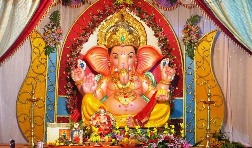 बुधवार का महाचमत्कार: गणपति पूजा और संकटनाशन स्तोत्र से मिटेंगे आपके सारे दुख-दर्द!