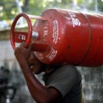 रसोई गैस की कीमतें: घरेलू और कमर्शियल गैस सिलेंडर की कीमतों में कोई बदलाव नहीं, आपको खर्च करने होंगे इतने पैसे