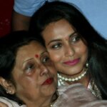 रानी मुखर्जी पर टूटा दुखों का पहाड़: माँ कृष्णा मुखर्जी के निधन से शोक में डूबा पूरा बॉलीवुड।