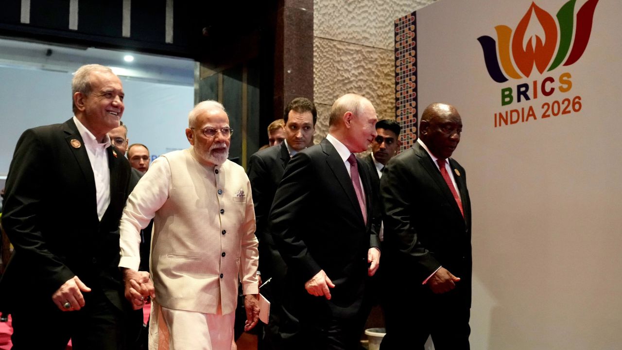 PM मोदी ने BRICS नेताओं संग देखा ‘भारत इनोवेट्स’, बोले- भारतीय युवाओं पर गर्व