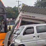 तेलंगाना में दर्दनाक सड़क हादसा, बस की टक्कर से मची अफरा-तफरी और होटल में लगी आग