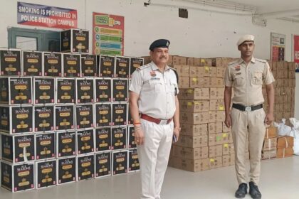 दिल्ली-जयपुर हाईवे पर हादसे के बाद खुला शराब तस्करी का राज, ट्राला से मिली 1000 से ज्यादा बोतलें