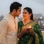 करवा चौथ स्पेशल: इन जादुई AI प्रोम्प्ट्स से तैयार करें अपनी सबसे शानदार और रियलिस्टिक कपल फोटोज़!