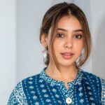 "मेरे साथ रात गुजारनी होगी..." साउथ डायरेक्टर की 'गंदी डिमांड' पर नीति टेलर का सनसनीखेज खुलासा!