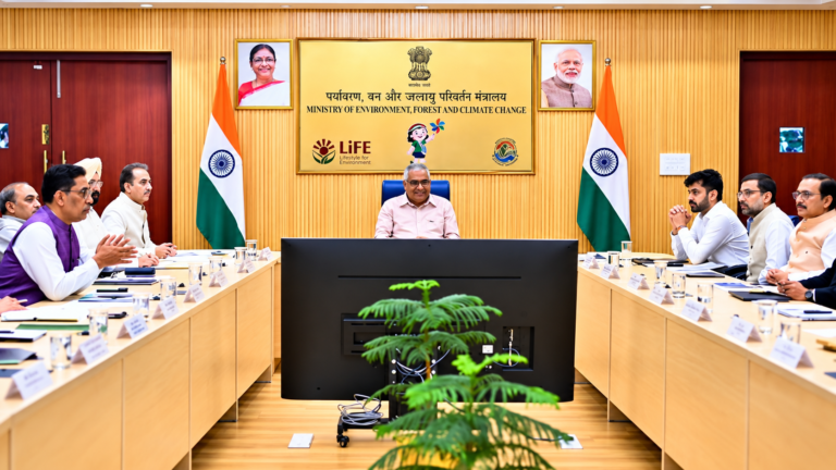 दिल्ली में प्रदूषण पर सरकार का बड़ा प्लान, AI से होगी निगरानी; ड्रोन-सैटेलाइट भी रखेंगे नजर