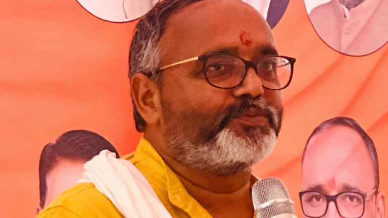 सोनभद्र: BJP विधायक भूपेश चौबे का WhatsApp नंबर हैक, लोगों से मांगे पैसे; FIR दर्ज