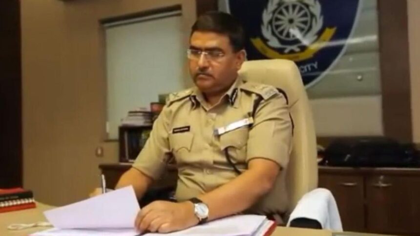 दिल्ली HC का सख्त रुख, CBI के छह अधिकारियों पर केस का आदेश