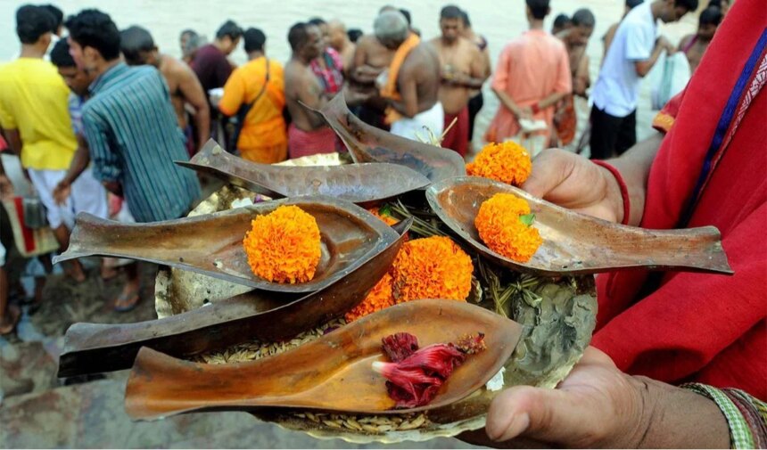 सर्वपितृ अमावस्या: पूर्वजों के प्रति असीम श्रद्धा और सम्मान का महापर्व